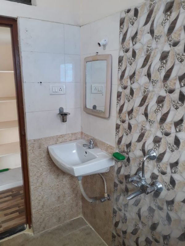 Tolet Care Property Image